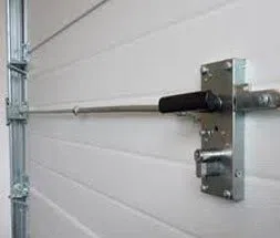 Chicago Locksmith Service Chicago, IL 312-809-3985 - 17aa-Garage-Door-Locks